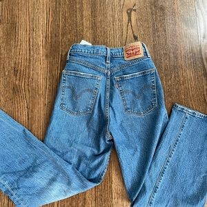 Straight leg Levi’s